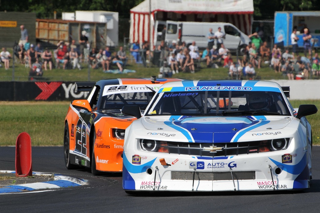John Nielsen kommer til Ring Djursland med en frisk sejr i bagagen i Auto-G Danish Thundersport Championship